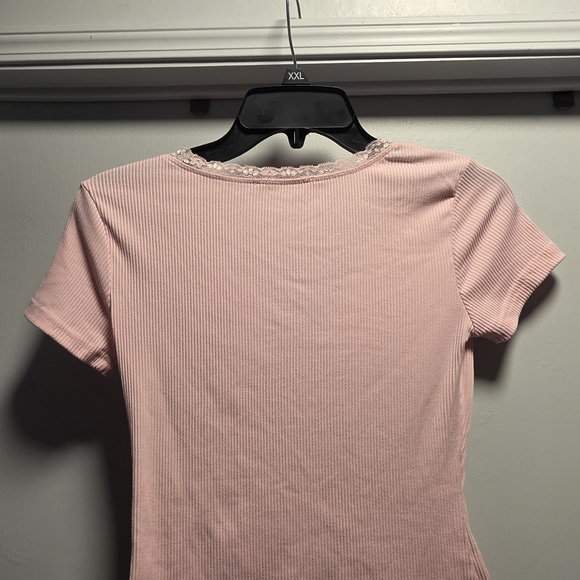 Pink Ribbed Lace Trim Ruched Front Top - Picture 5 of 7